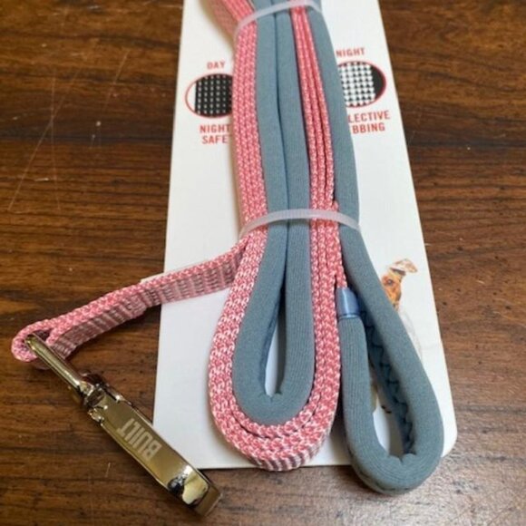 🏆HOST PICK🏆. BUILT Pet Nightsafe Dog Leash Small, Pink and Gray - Picture 5 of 8